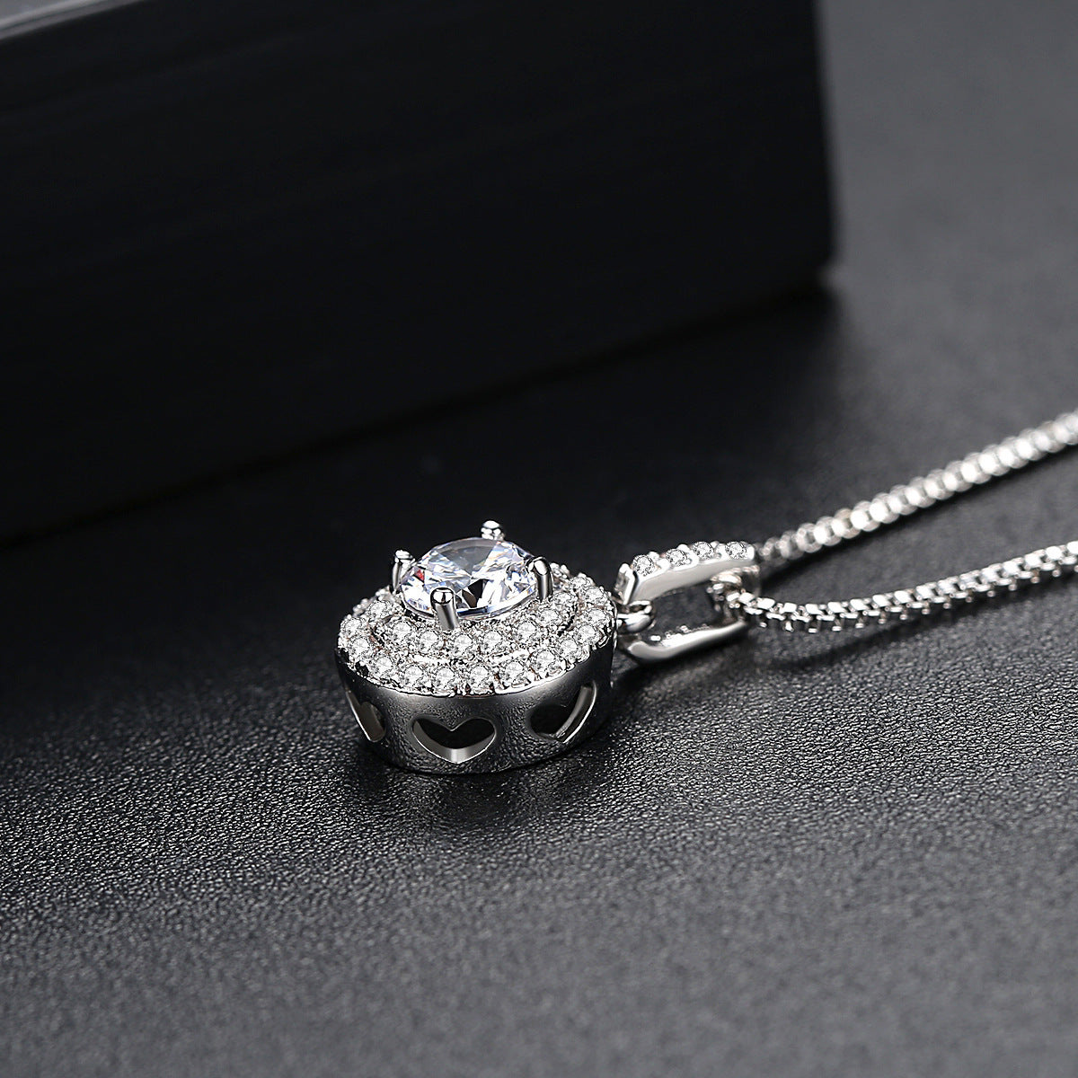 Platinum cooper Necklace
